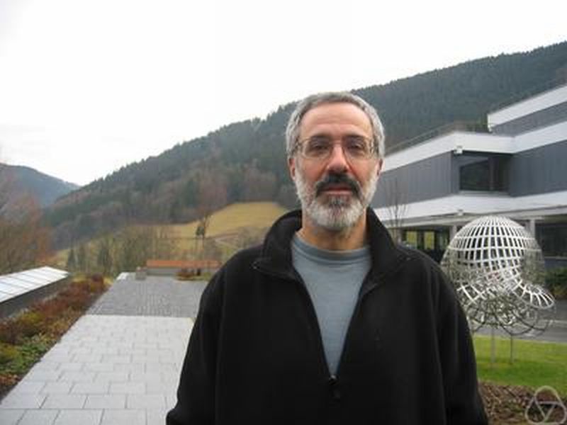 Jeffry Kahn